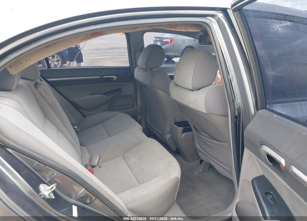 2010 HONDA CIVIC VIN: 19XFA1F81AE013522