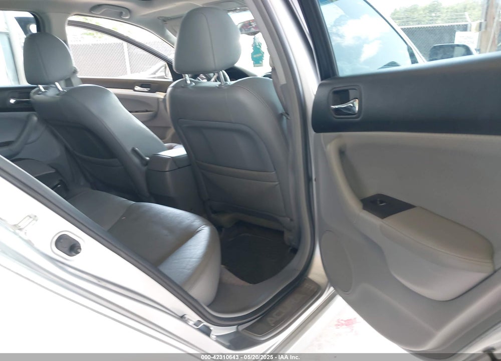 2005 ACURA TSX VIN: JH4CL96855C011098