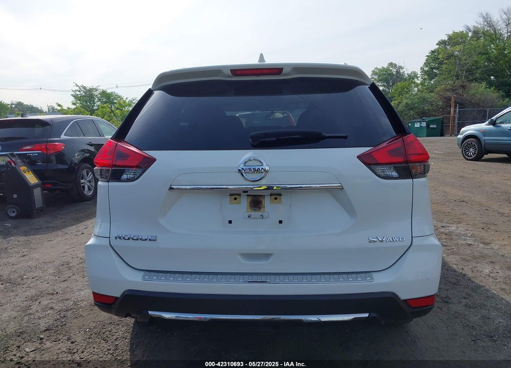 2017 NISSAN ROGUE VIN: JN8AT2MV9HW018118