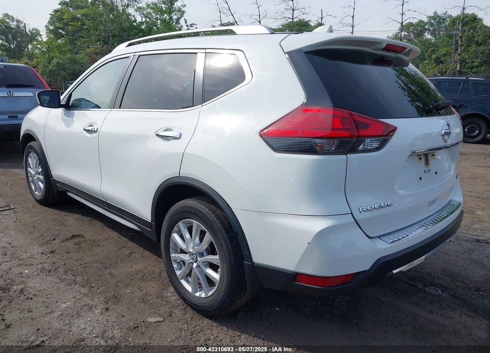 2017 NISSAN ROGUE VIN: JN8AT2MV9HW018118