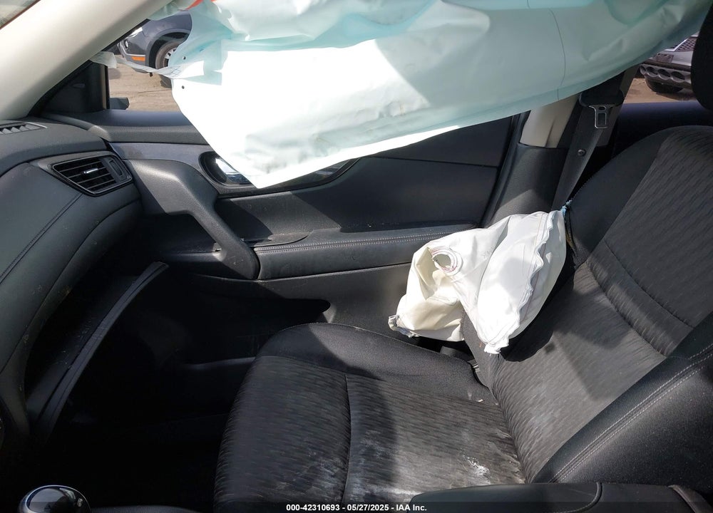 2017 NISSAN ROGUE VIN: JN8AT2MV9HW018118
