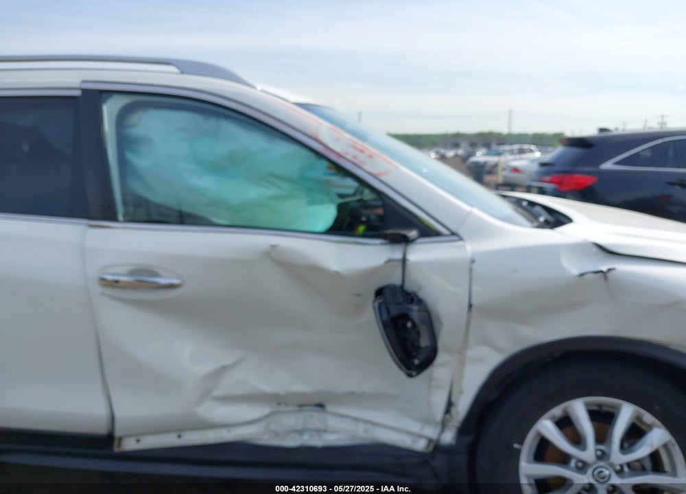 2017 NISSAN ROGUE VIN: JN8AT2MV9HW018118