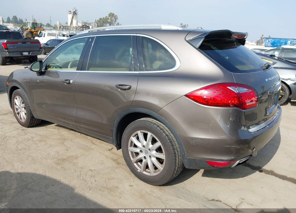 2013 PORSCHE CAYENNE VIN: WP1AA2A27DLA12307