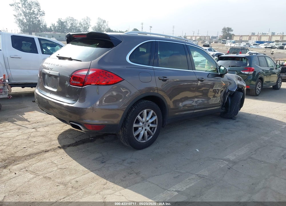 2013 PORSCHE CAYENNE VIN: WP1AA2A27DLA12307