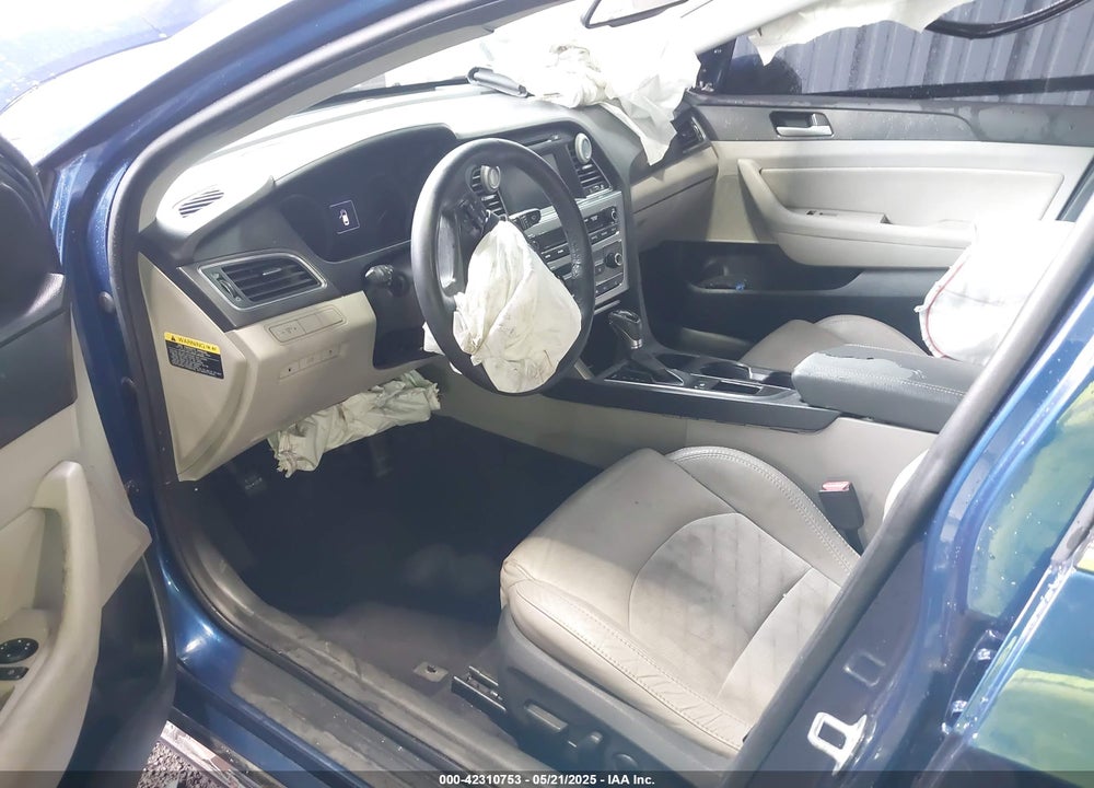 2016 HYUNDAI SONATA VIN: 5NPE34AF1GH396590