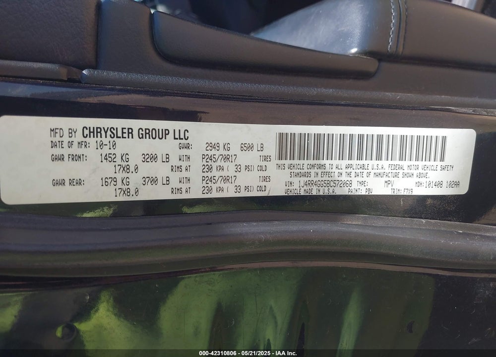 2011 JEEP GRAND CHEROKEE VIN: 1J4RR4GG5BC572068