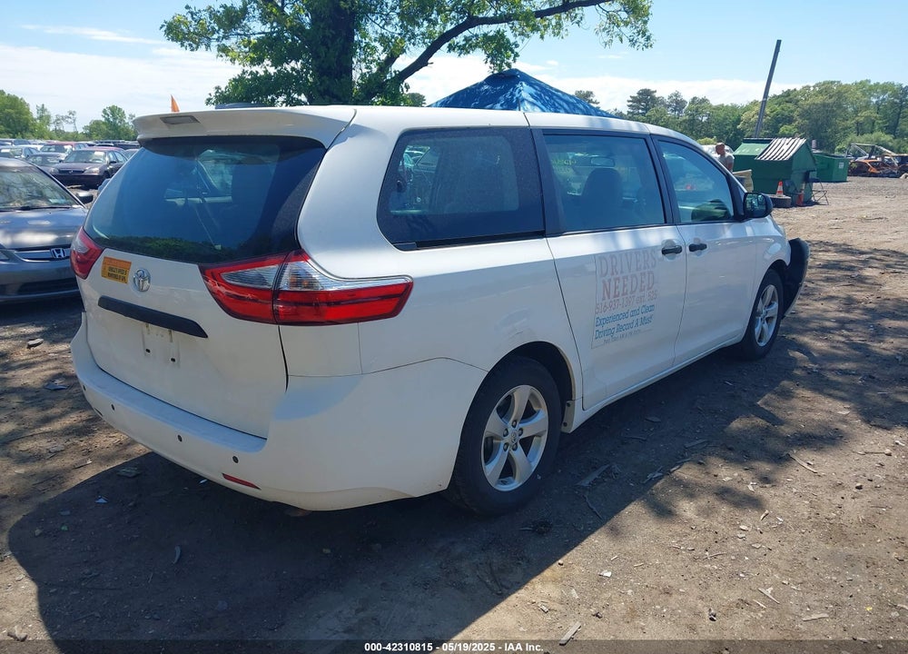 2015 TOYOTA SIENNA L VIN: 5TDZK3DCXFS640245
