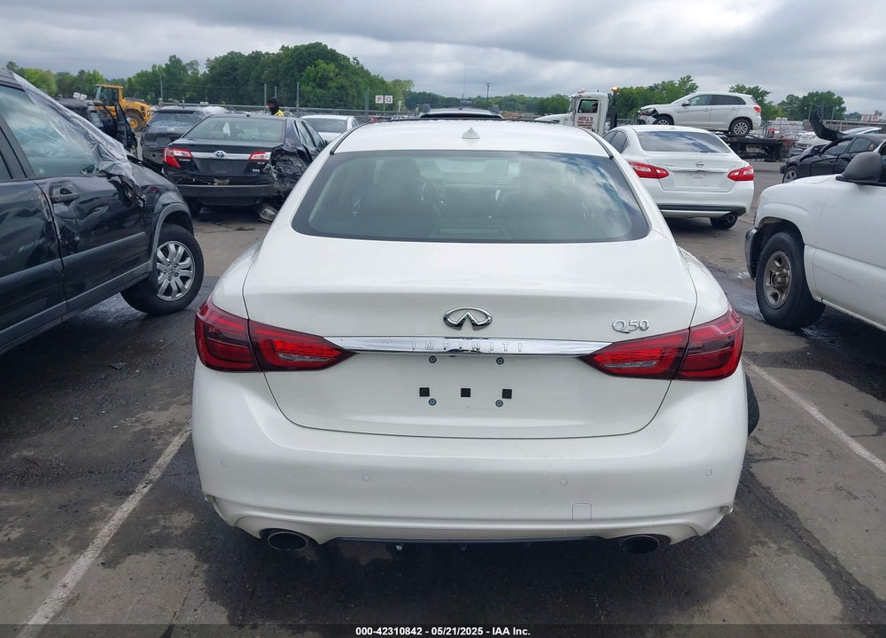 2022 INFINITI Q50 VIN: JN1EV7BP2NM311118