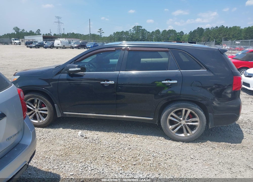 2014 KIA SORENTO VIN: 5XYKW4A70EG521005
