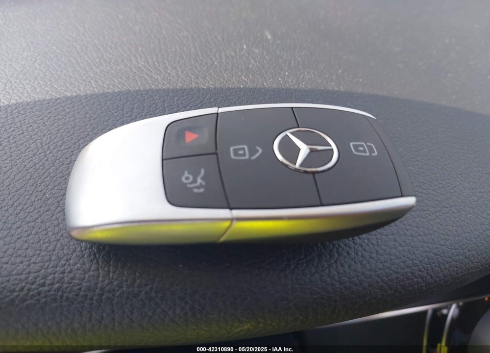 2020 MERCEDES-BENZ C CLASS VIN: WDDWF8DB0LR553935