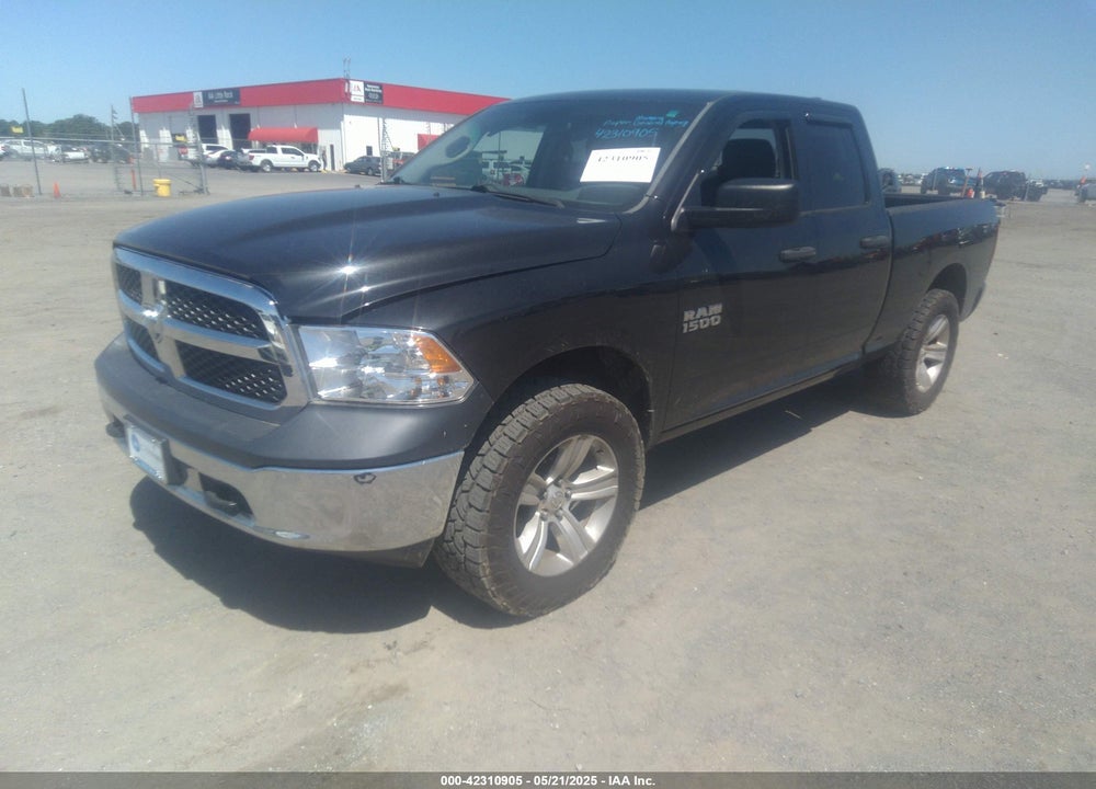 2015 RAM 1500 VIN: 1C6RR7FG2FS784213
