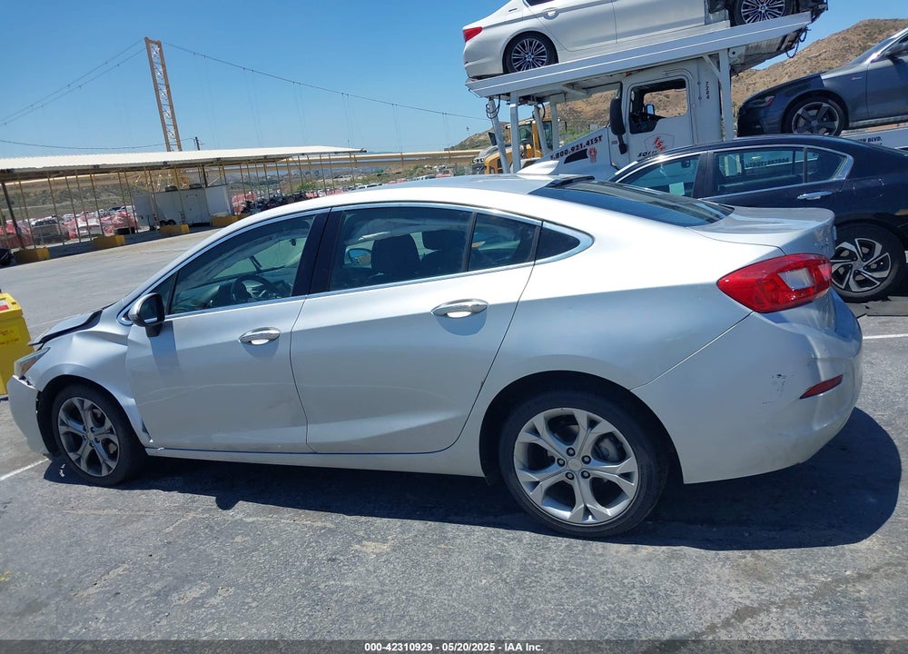 2017 CHEVROLET CRUZE VIN: 1G1BF5SM2H7182042