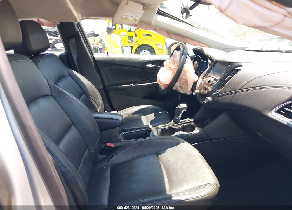 2017 CHEVROLET CRUZE VIN: 1G1BF5SM2H7182042
