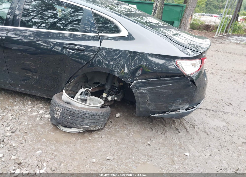 2018 CHEVROLET MALIBU VIN: 1G1ZD5ST5JF220015