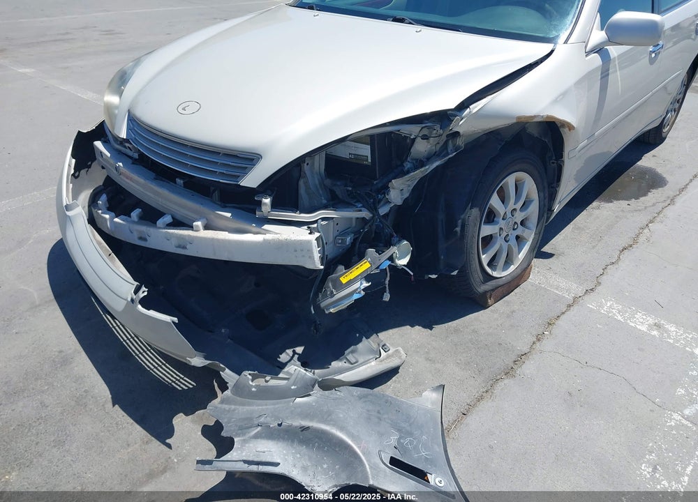 2003 LEXUS ES 300 VIN: JTHBF30G030098830