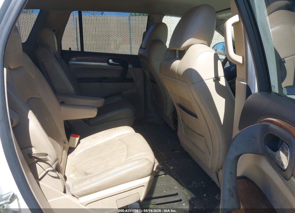 2008 BUICK ENCLAVE VIN: 5GAER23718J269941