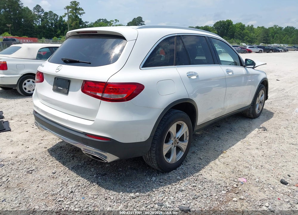 2017 MERCEDES-BENZ GLC CLASS VIN: WDC0G4JB0HV011351