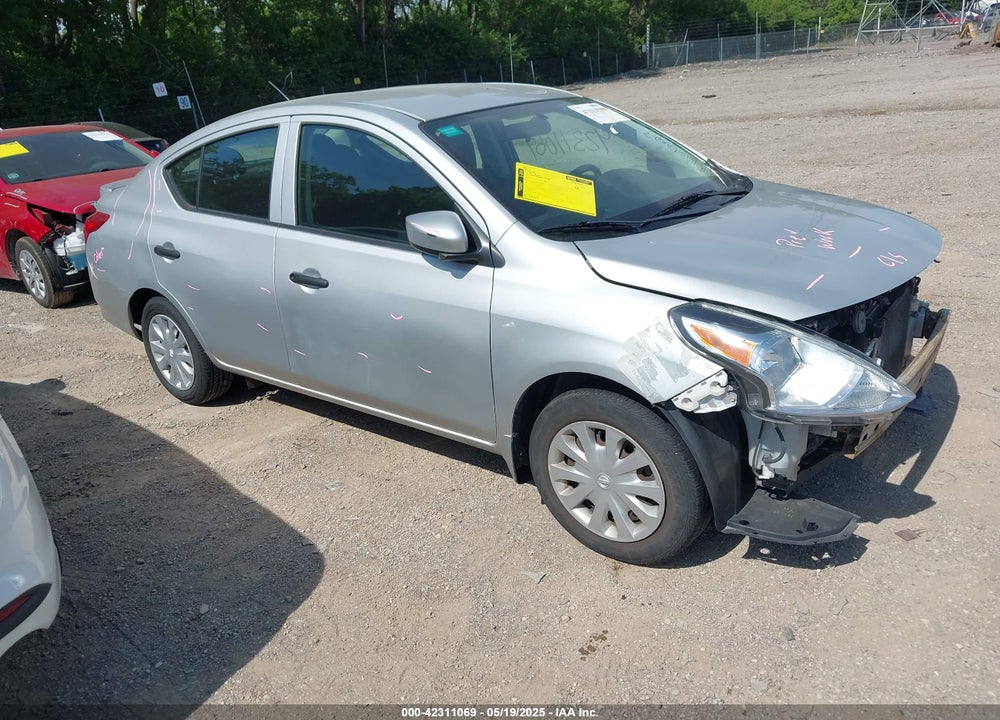 2017 NISSAN VERSA 1.6 S+ VIN: 3N1CN7AP0HL903799