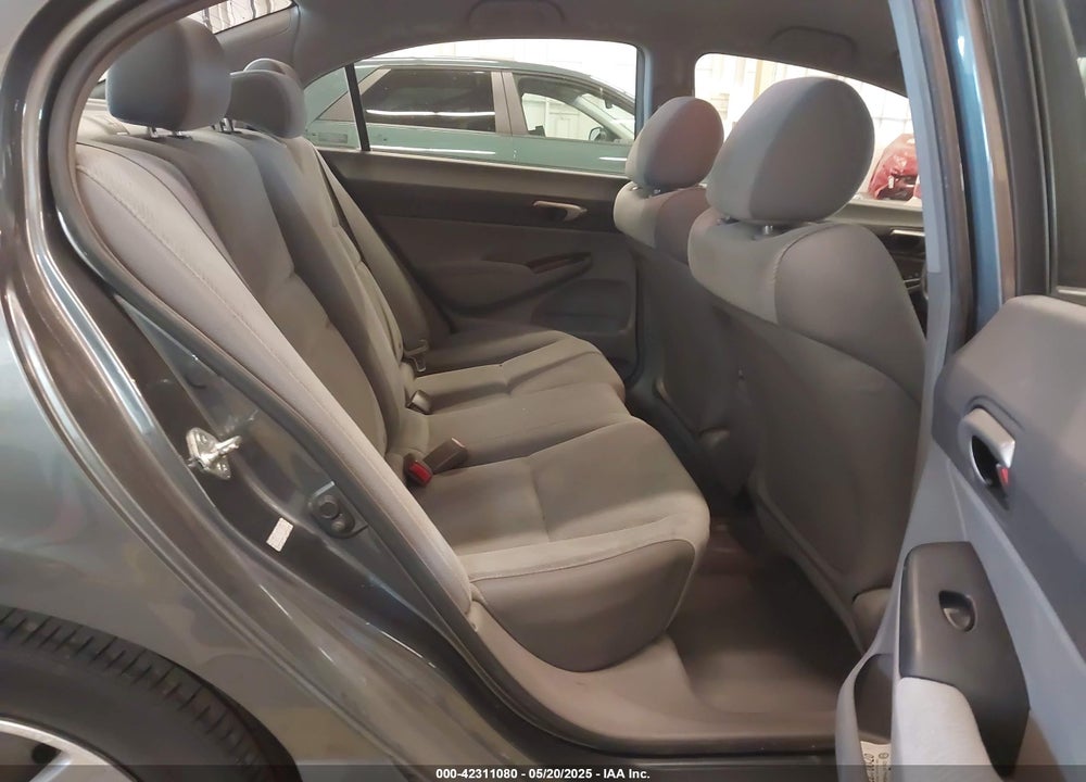 2009 HONDA CIVIC LX VIN: 19XFA16589E028584