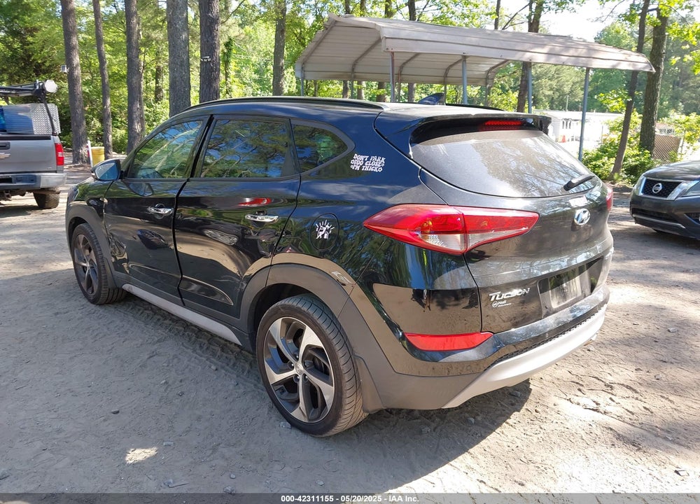 2018 HYUNDAI TUCSON VIN: KM8J33A28JU671855