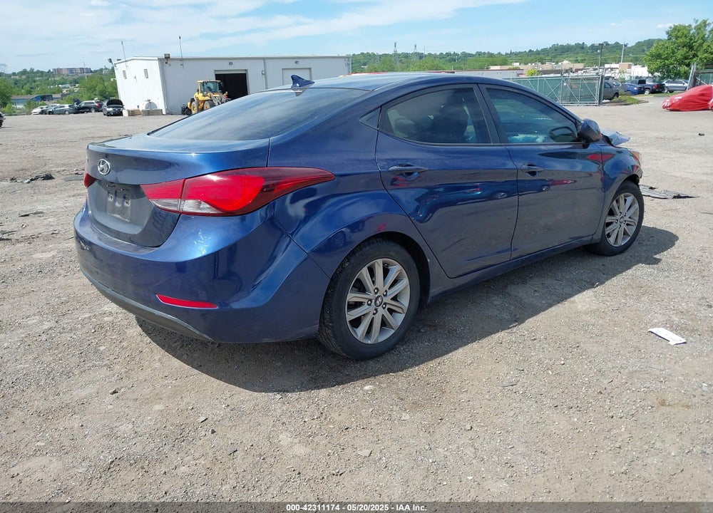 2015 HYUNDAI ELANTRA VIN: 5NPDH4AE8FH549940