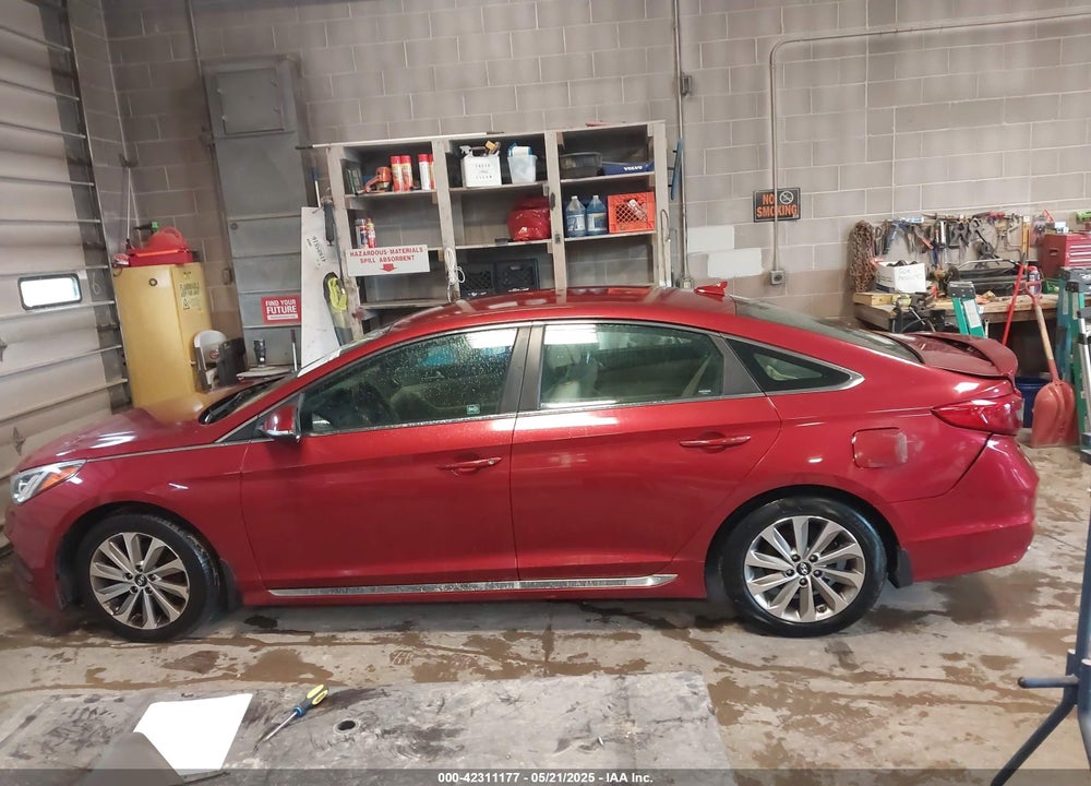 2015 HYUNDAI SONATA VIN: 5NPE34AFXFH226615
