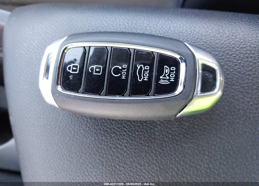 2023 HYUNDAI ELANTRA VIN: 5NPLM4AG0PH117112