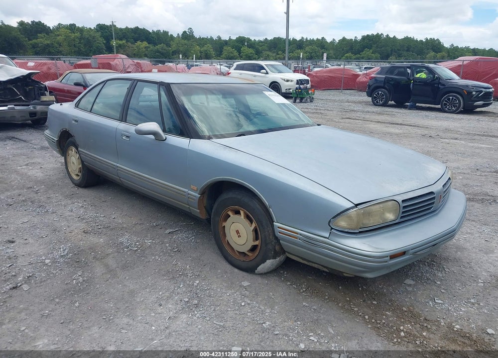 1994 OLDSMOBILE 88 ROYALE LS VIN: 1G3HY52LXRH349911