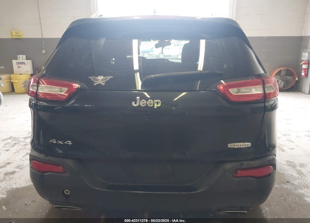 2015 JEEP CHEROKEE LATITUDE VIN: 1C4PJMCS6FW792306