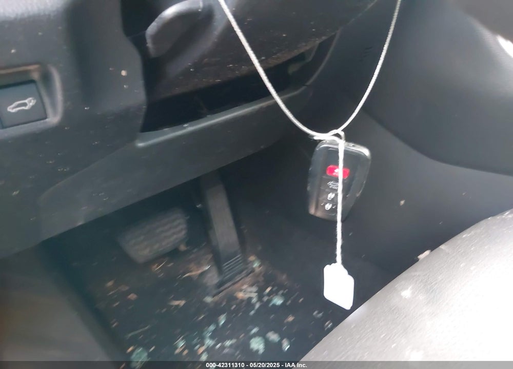 2020 TOYOTA RAV4 HYBRID XLE VIN: 2T3RWRFV7LW094892