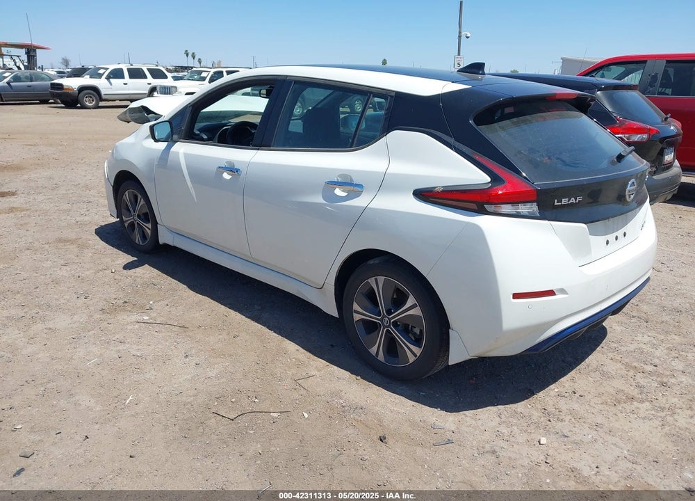 2021 NISSAN LEAF VIN: 1N4BZ1CV7MC551533