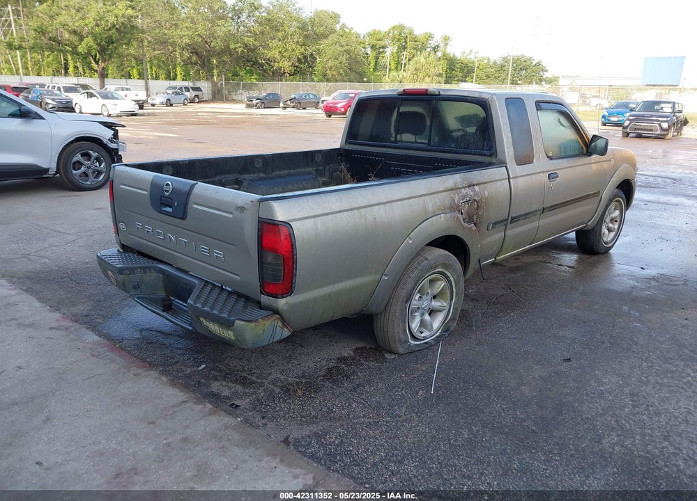 2002 NISSAN FRONTIER XE VIN: 1N6DD26S42C313576