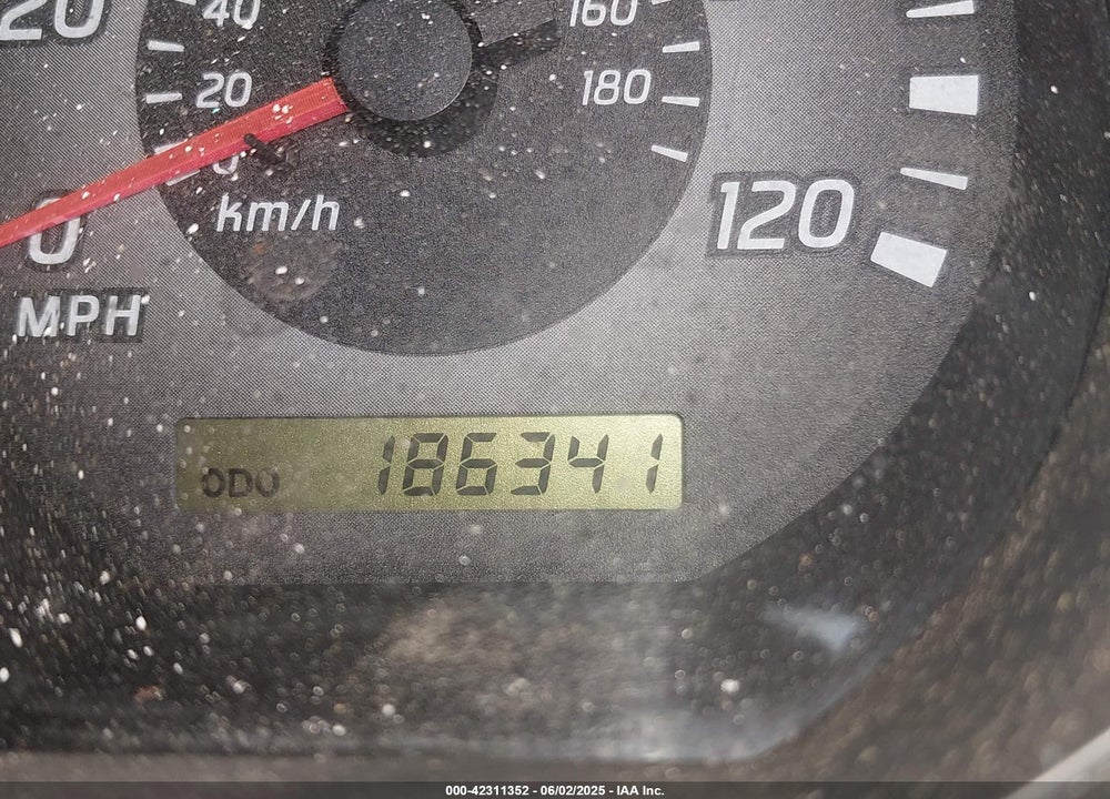 2002 NISSAN FRONTIER XE VIN: 1N6DD26S42C313576
