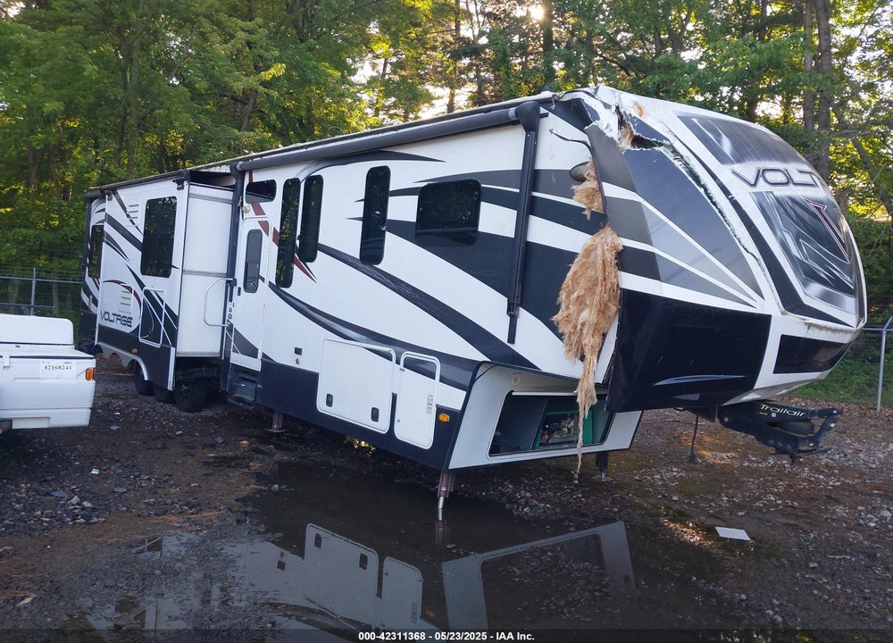 2014 KEYSTONE V3970 VIN: 4YDF39731EZ990372