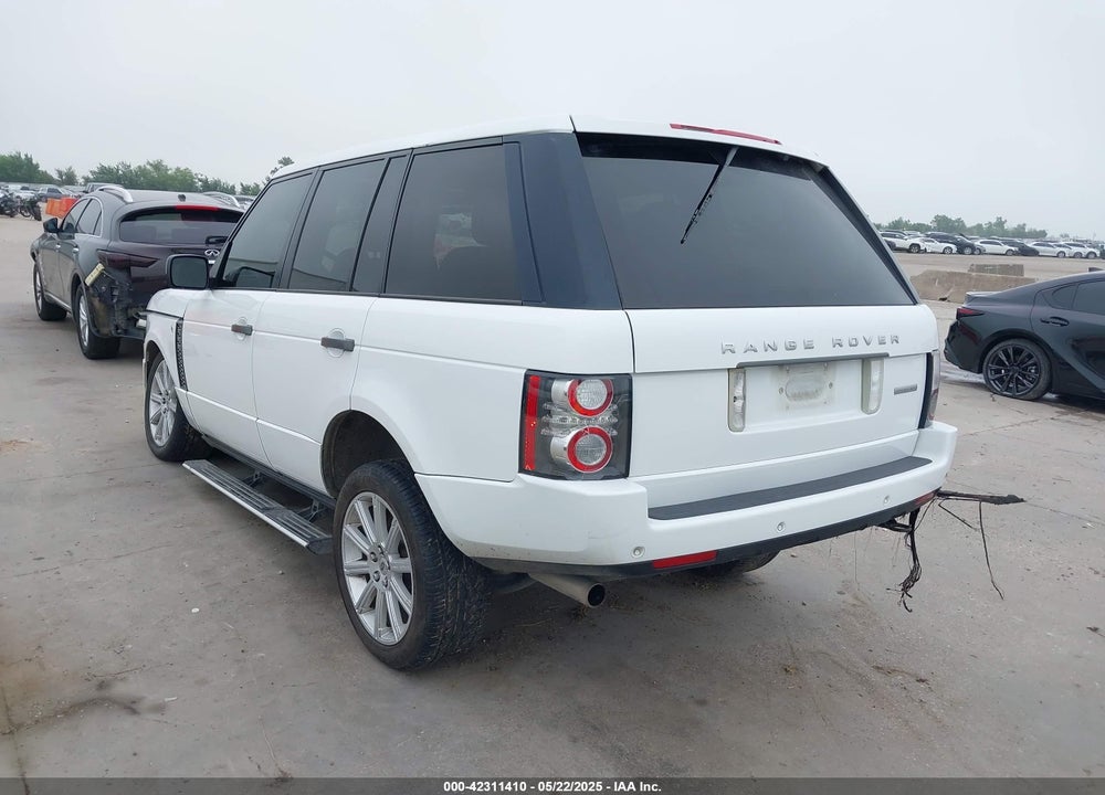 2011 LAND ROVER RANGE ROVER VIN: SALMF1E41BA351507