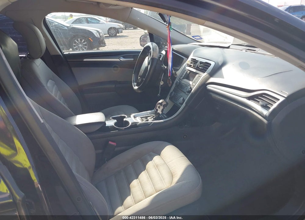 2015 FORD FUSION VIN: 1FA6P0G70F5107883