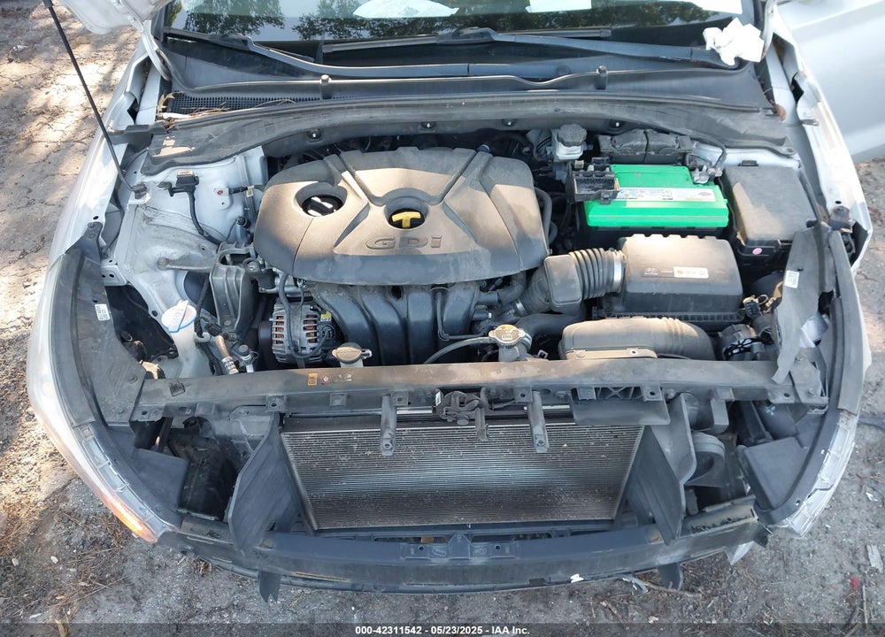 2019 HYUNDAI ELANTRA GT VIN: KMHH35LE3KU095045