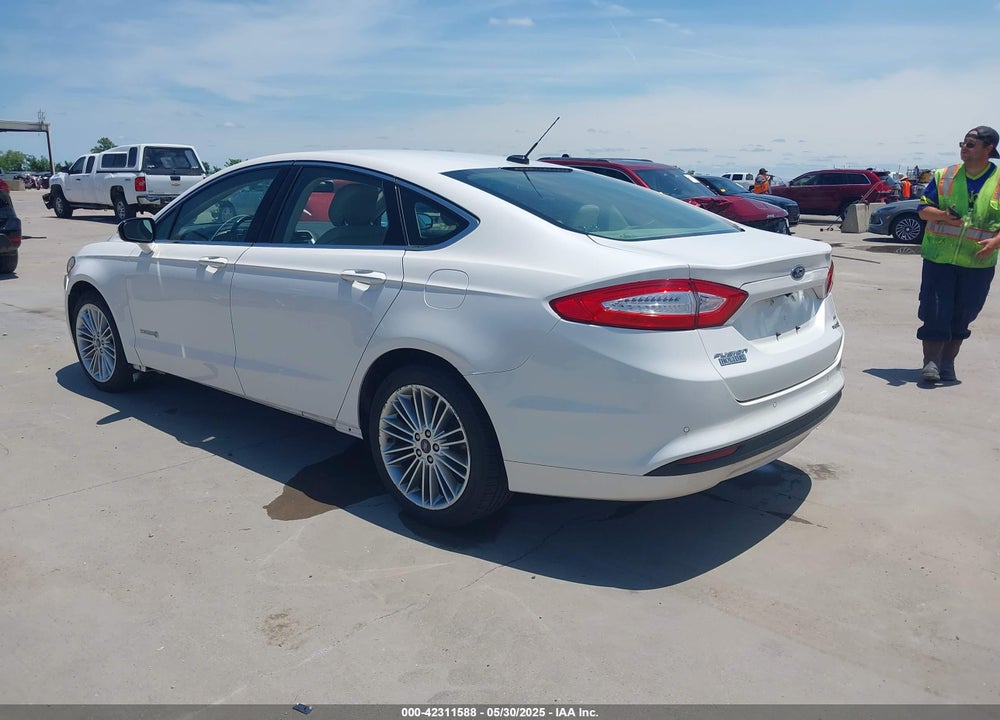 2014 FORD FUSION HYBRID VIN: 3FA6P0LUXER233658