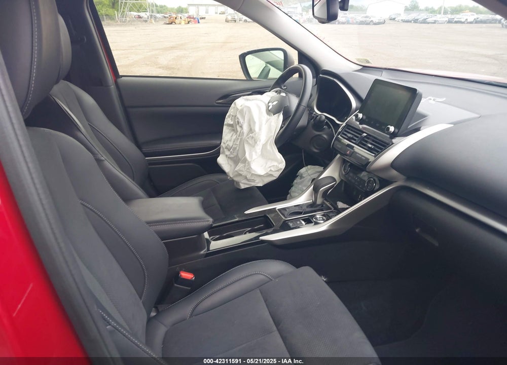 2024 MITSUBISHI ECLIPSE CROSS SE S-AWC/SEL S-AWC VIN: JA4ATWAAXRZ042099