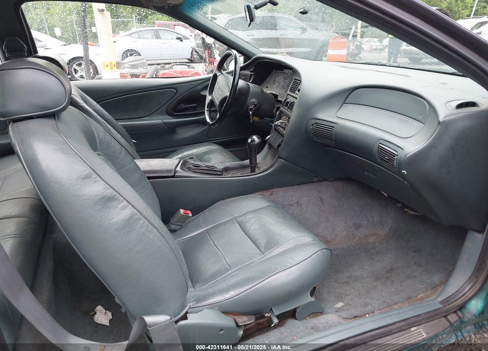 1996 FORD THUNDERBIRD LX VIN: 1FALP62W9TH118637