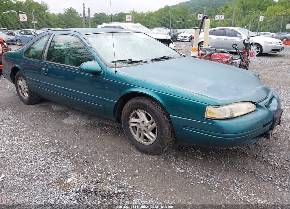 1996 FORD THUNDERBIRD LX VIN: 1FALP62W9TH118637