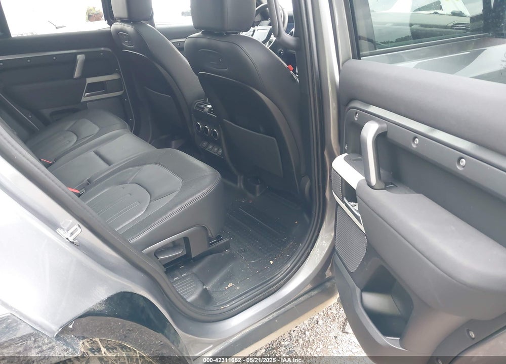 2021 LAND ROVER DEFENDER VIN: SALE2ERU6M2062251