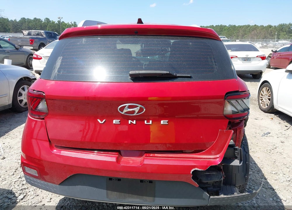 2022 HYUNDAI VENUE VIN: KMHRC8A30NU186656