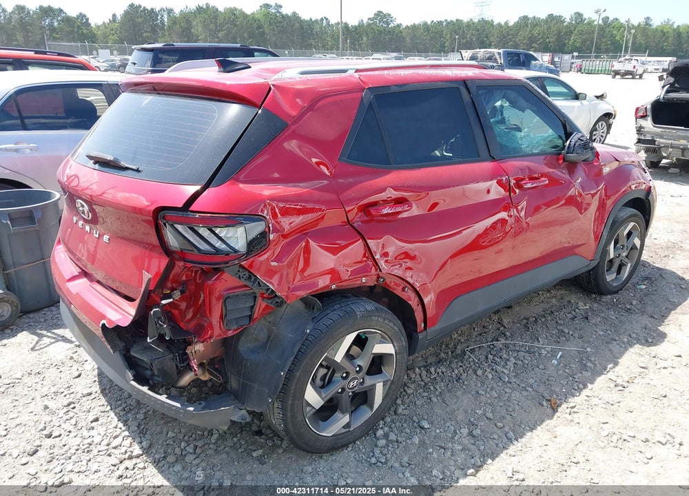 2022 HYUNDAI VENUE VIN: KMHRC8A30NU186656
