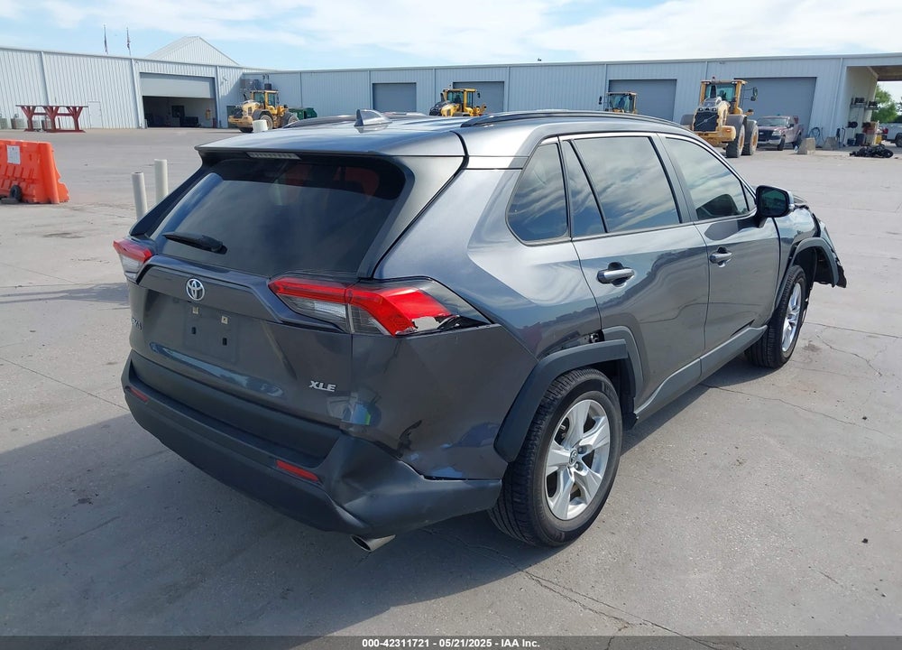 2019 TOYOTA RAV4 XLE VIN: JTMW1RFV6KD011465