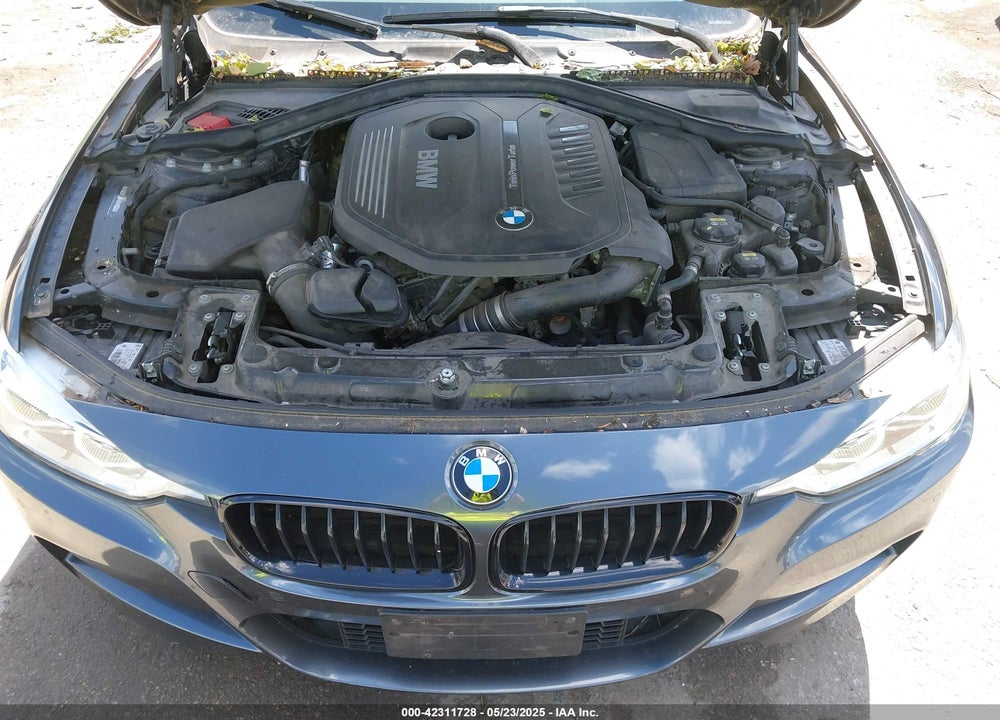 2016 BMW 3 SERIES VIN: WBA8B7G58GNT14562