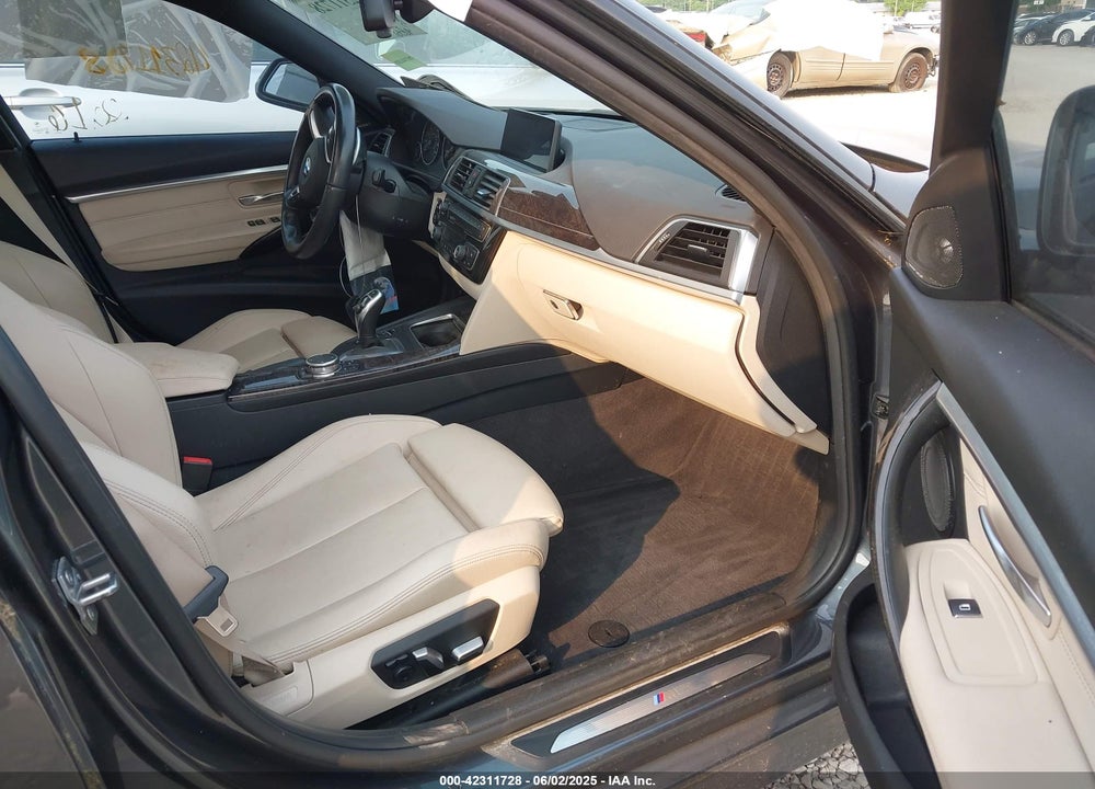 2016 BMW 3 SERIES VIN: WBA8B7G58GNT14562
