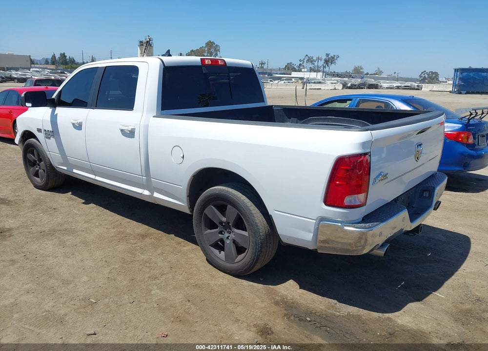 2019 RAM 1500 CLASSIC VIN: 1C6RR6TT5KS608648