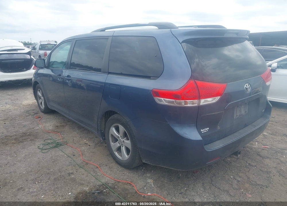 2013 TOYOTA SIENNA VIN: 5TDKK3DC0DS340583