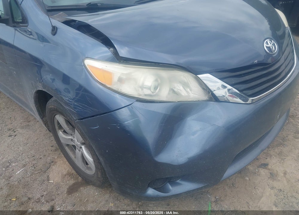 2013 TOYOTA SIENNA VIN: 5TDKK3DC0DS340583